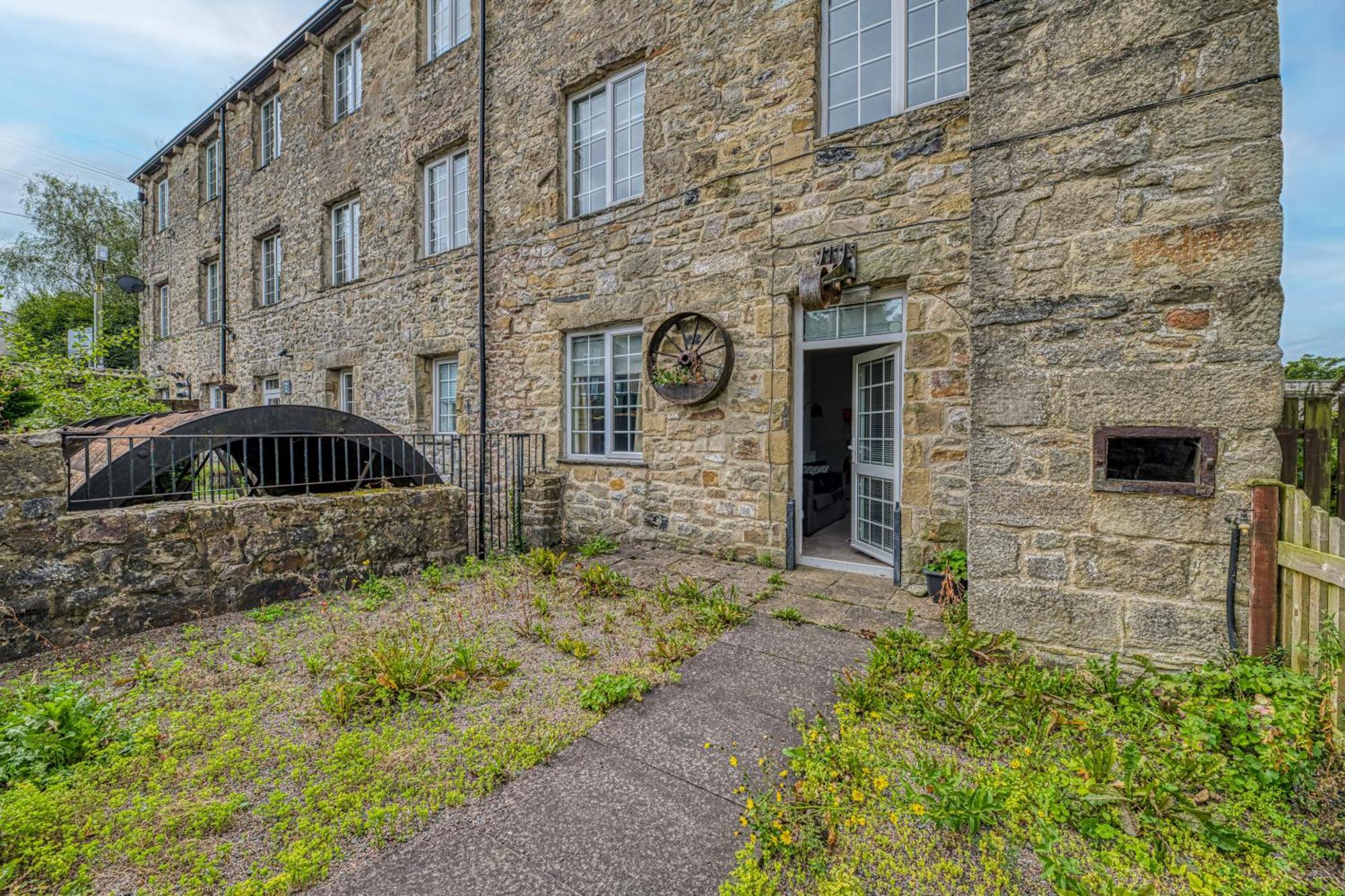 Bridge End Mill Apartments In Settle Eksteriør bilde